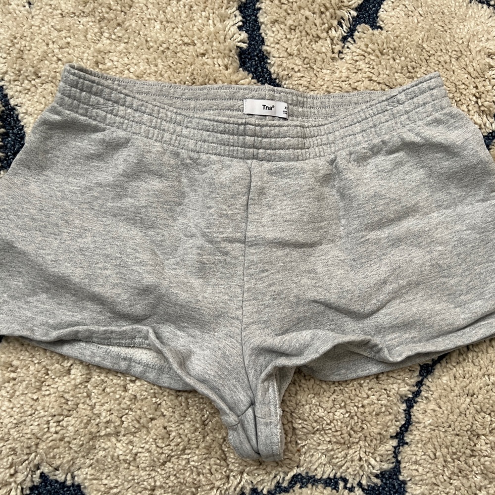 Aritzia Tna Cozy Fleece Perfect Sweat Shorts XS